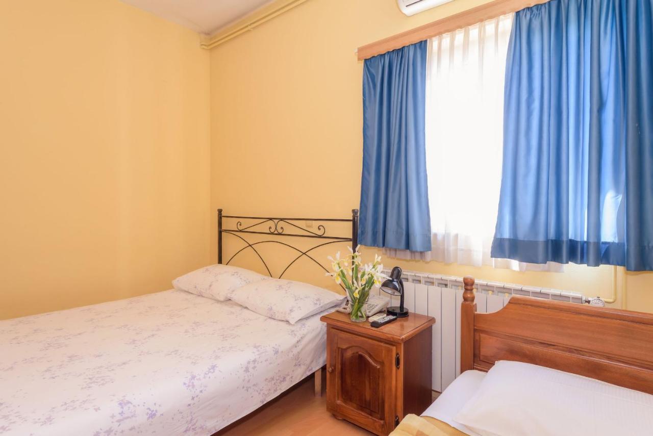 Djudja I Mate Bed & Breakfast Vid Dış mekan fotoğraf