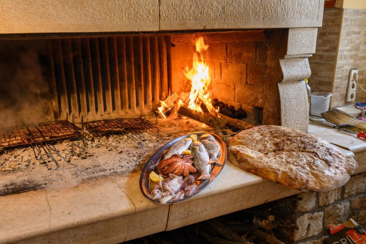 Djudja I Mate Bed & Breakfast Vid Dış mekan fotoğraf